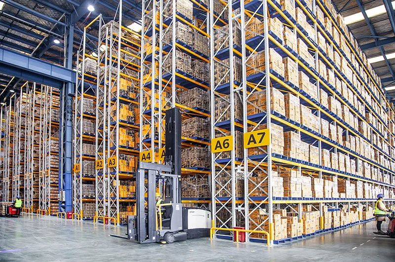 imgi 5 tolsen about us 4000skus.jpg